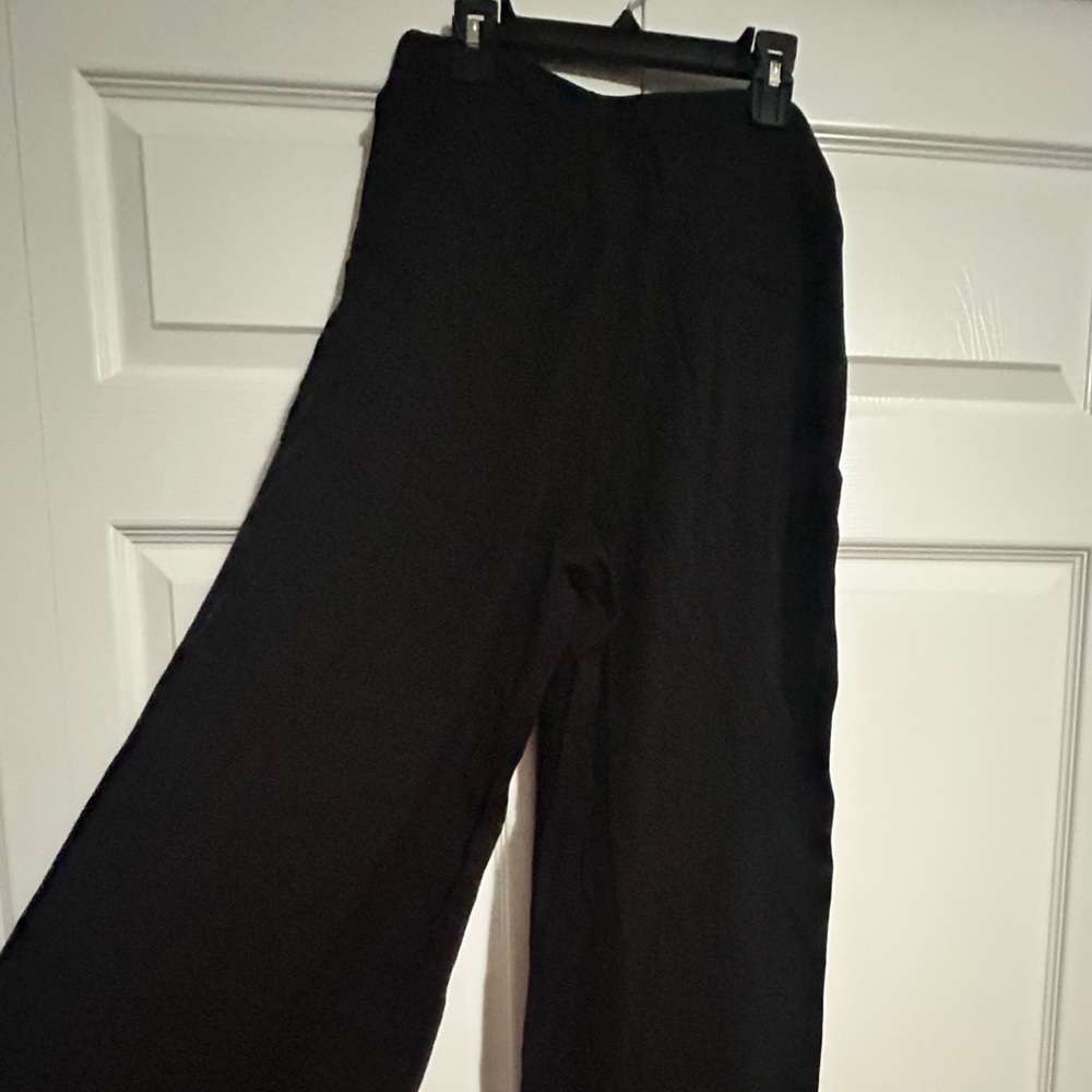New palazzo pants 
Black
Size 6